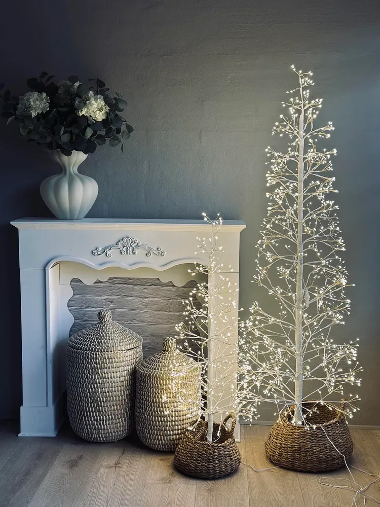 Juletræ med 1600 led lys - Alabast
