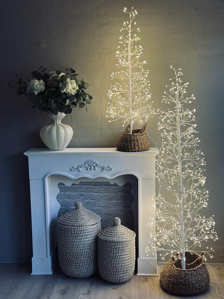 Juletræ med 1600 led lys - Alabast