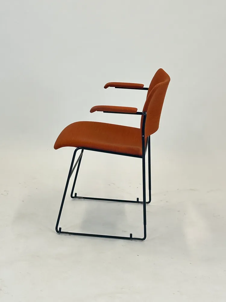 40/4 Konferencestol - Howe apricot
