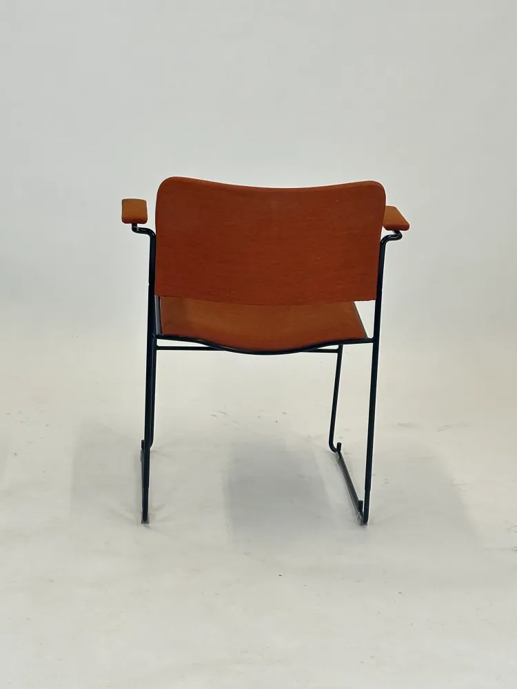 40/4 Konferencestol - Howe apricot