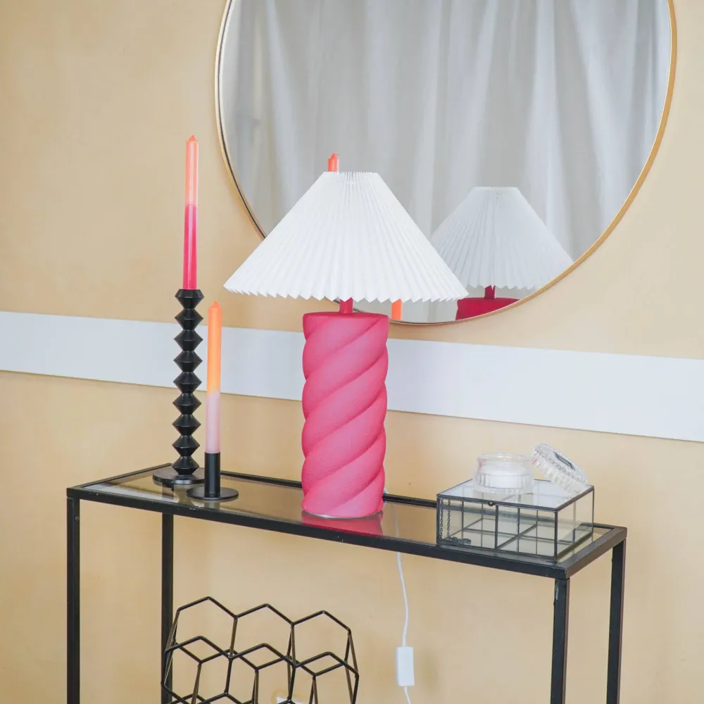 Housevitamin Twisted Candy Bordlampe - Keramik- Neon Blush