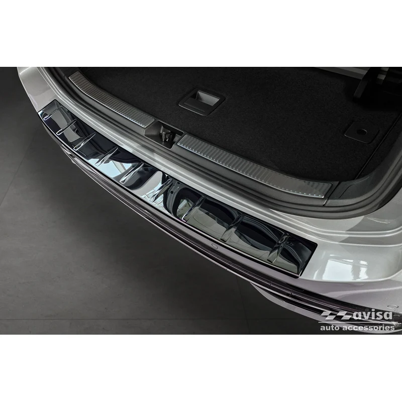 Avisa, Bagkofangerbeskytter, Blank Sort, Rustfritstål, passer til Volkswagen Passat Variant (CJ5) 2023- 'Ribs'