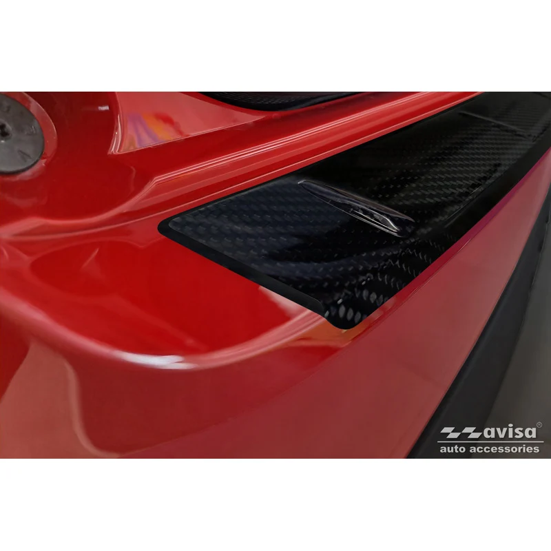 Avisa, Bagkofangerbeskytter, 3D ægte carbon, passer til Fiat 600 Hybrid & 600e 2023- 'Ribs'