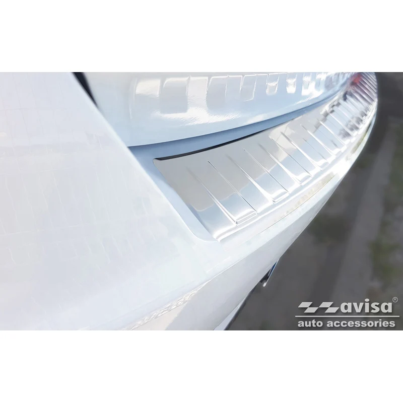 Avisa, Bagkofangerbeskytter, Rustfritstål, passer til Hyundai I30 HB 5-døre FL 2020- 'Ribs'