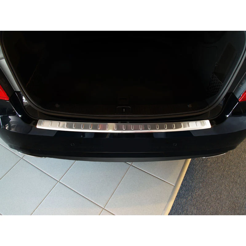 Avisa, Bagkofangerbeskytter, Rustfritstål, passer til Mercedes E-Class W212 Sedan 2009-2013 incl. AMG 'Ribs'