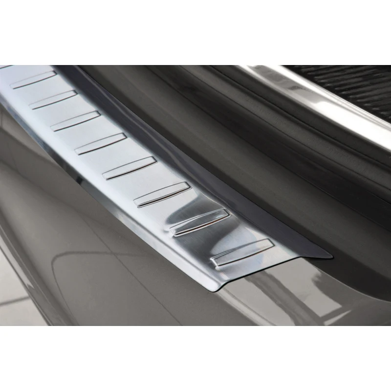 Avisa, Bagkofangerbeskytter, Rustfritstål, passer til Skoda Superb Combi 2013-2015 'Ribs'