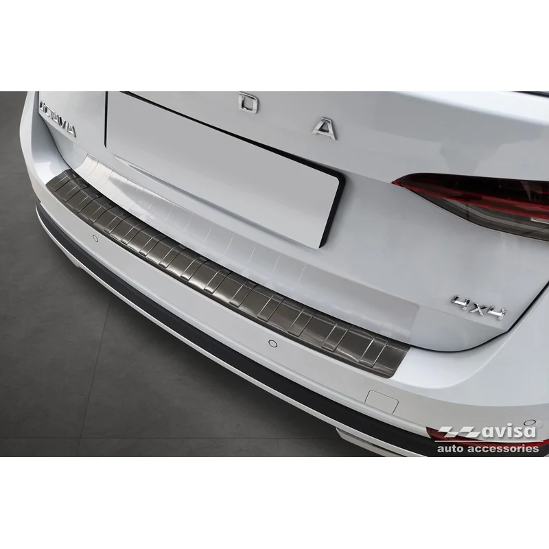 Avisa, Bagkofangerbeskytter, Sort, Rustfritstål, passer til Skoda Octavia Scout (NX5) 2020- 'Ribs'