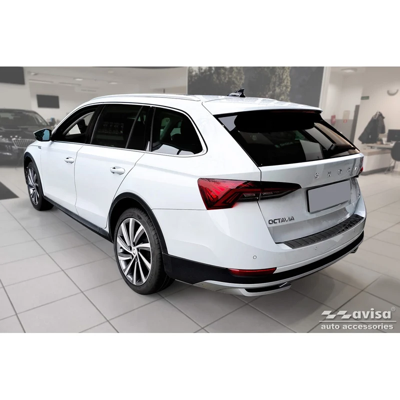 Avisa, Bagkofangerbeskytter, Sort, Rustfritstål, passer til Skoda Octavia Scout (NX5) 2020- 'Ribs'