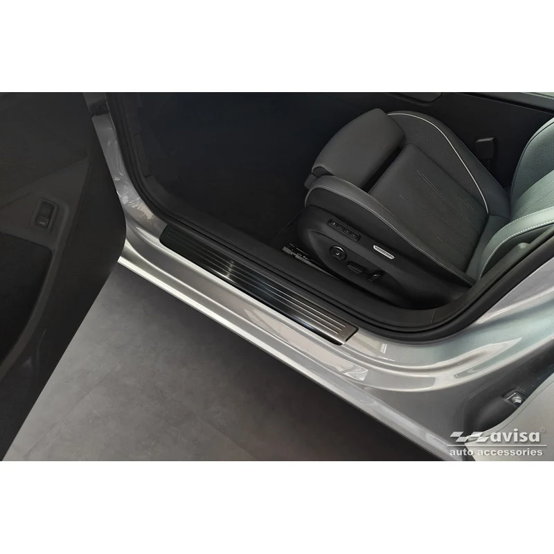 Avisa, Trinbeskyttere, Sort, Rustfritstål, passer til Volkswagen Passat Variant (CJ5) incl. R-Line & Hybrid 2024- / Skoda...