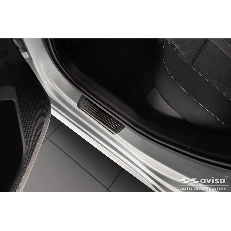 Avisa, Trinbeskyttere, Sort, Rustfritstål, passer til Skoda Octavia IV Sedan/Kombi 2020-2024 & FL 2024- 'Lines' - 4-dele