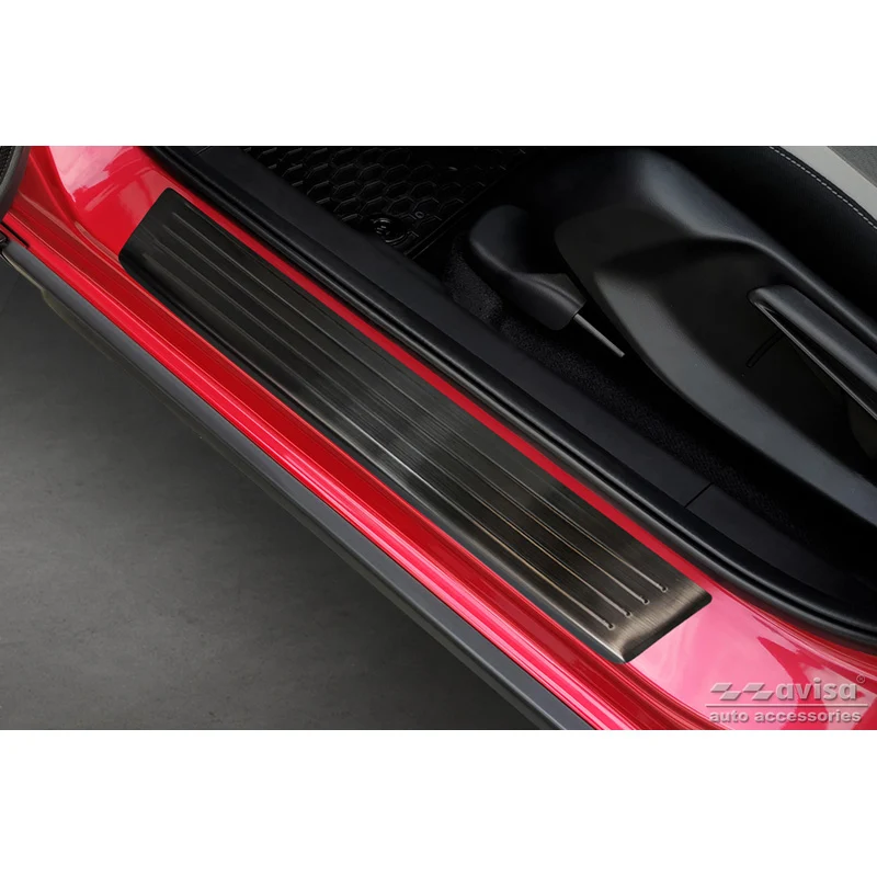 Avisa, Trinbeskyttere, Sort, Rustfritstål, passer til Honda Jazz Crosstar 2020- 'Lines' - 4-dele