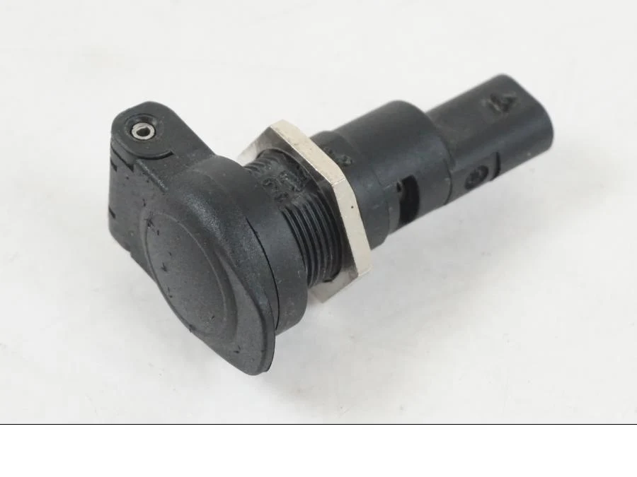 Stikkontakt 12 V BMW