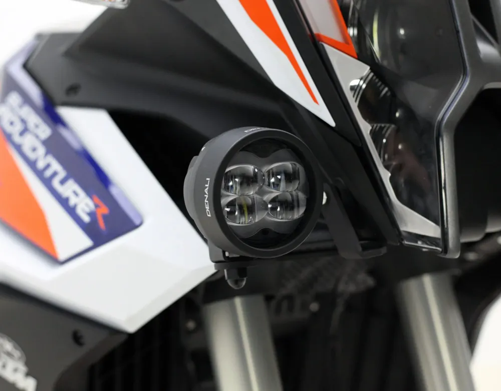 Øvre kørelysfæste - KTM 1290 Adventure '21- DENALI Electronics