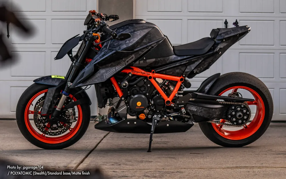 KTM 1290 Super Duke R DEKOR - "Polyatomic" (Stealth)
