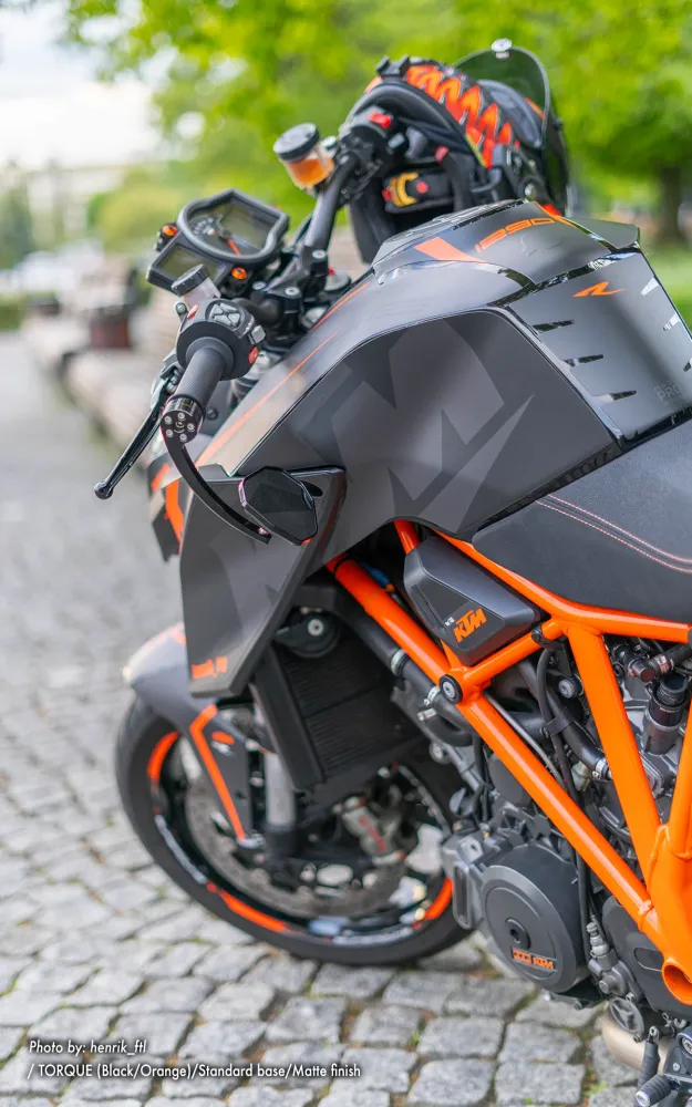 KTM 1290 Super Duke R DEKOR - "Torque" (Sort/Orange)