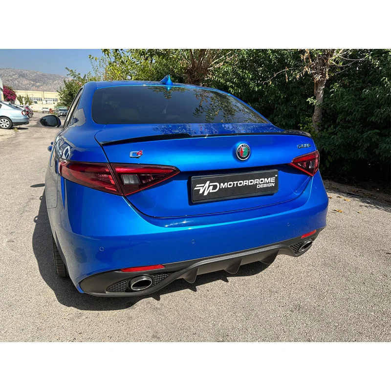 Motordrome, Læbe til bagklap, passer til Alfa Romeo Giulia 2015- (PU)