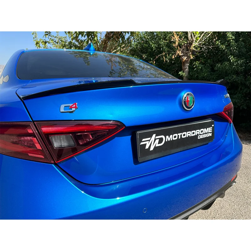 Motordrome, Læbe til bagklap, passer til Alfa Romeo Giulia 2015- (PU)