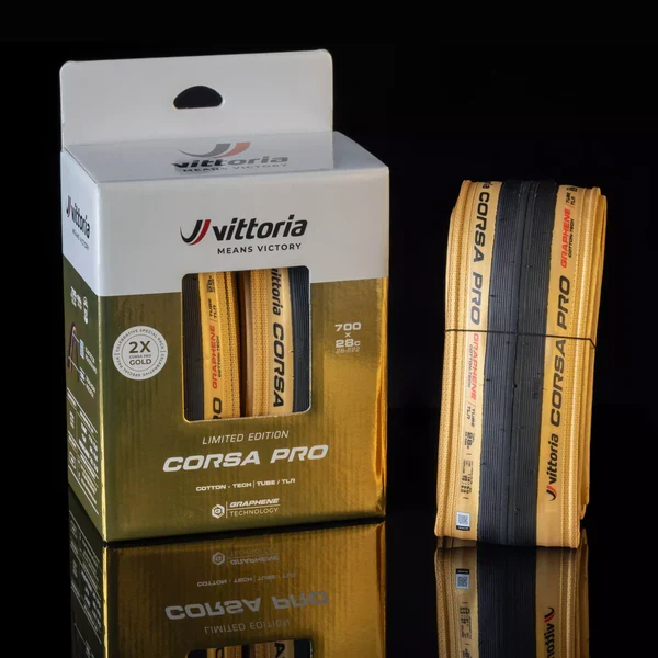 Par VITTORIA CORSA PRO 700c Tubeless Ready-dæk - Limited Edition Gold