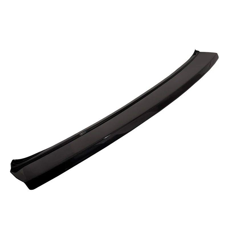 RGM, Bagkofangerbeskytter, ABS plastik, passer til Volkswagen Golf VII Sportsvan 2014-2020 'Ribbed' Gloss black