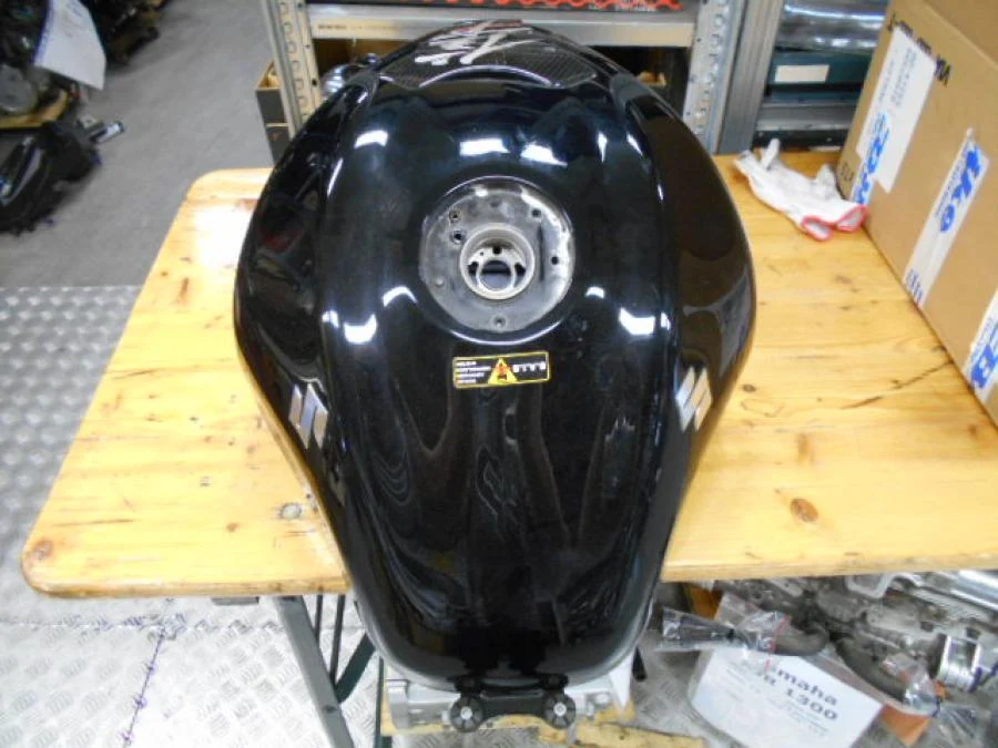 Benzintank Suzuki
