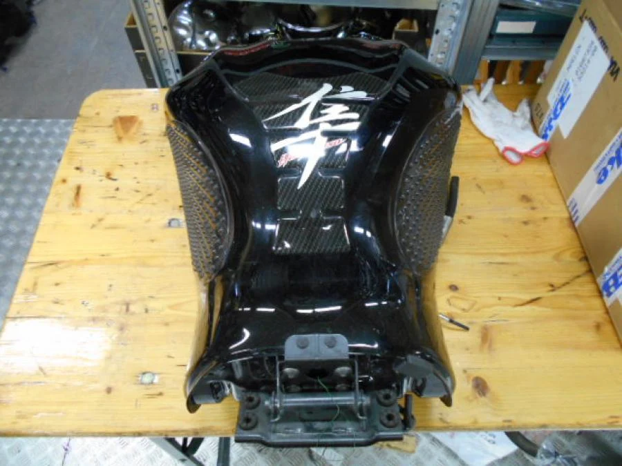 Benzintank Suzuki