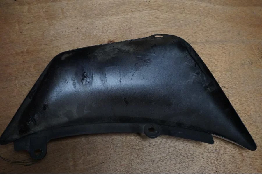 Sidepanel Suzuki