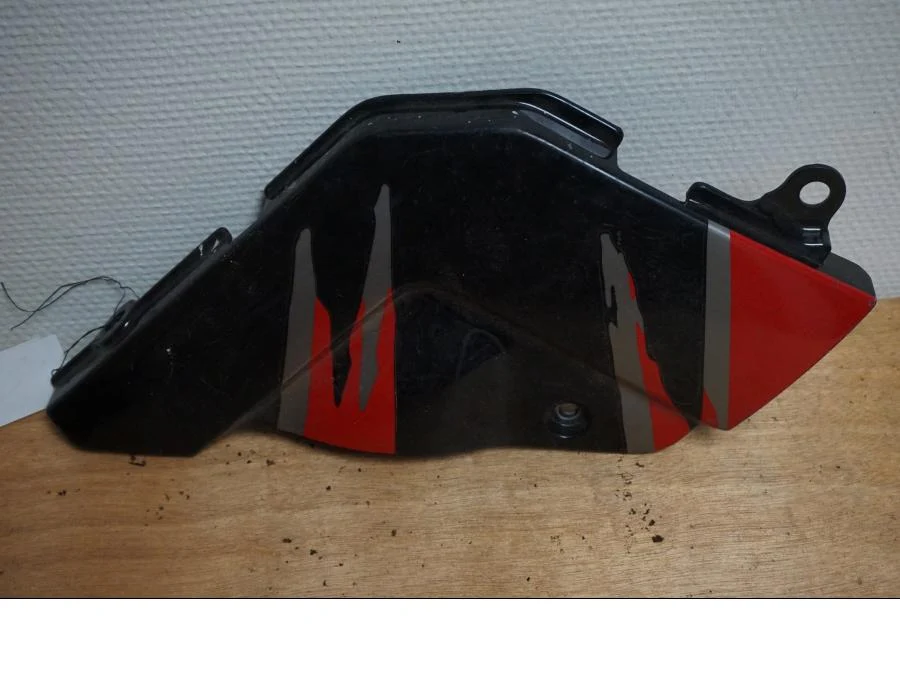 Sidepanel Suzuki