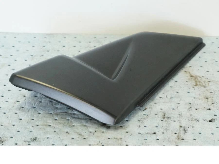 Sidepanel Suzuki