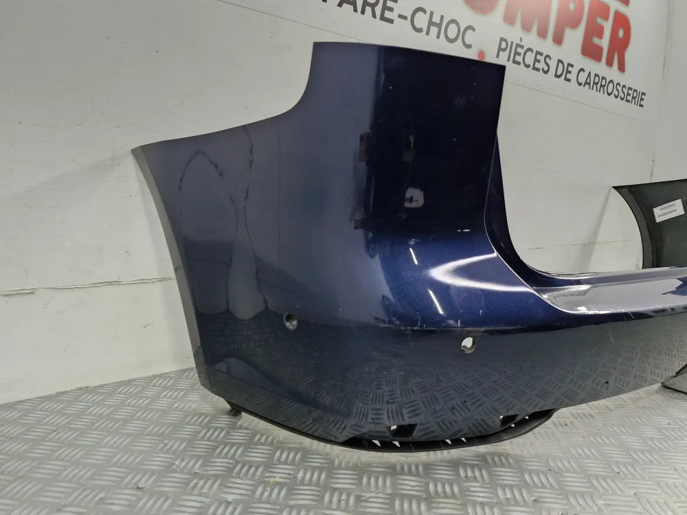 Bagkofanger Volkswagen Touran II (10/2010 til 07/2015) original brugt.