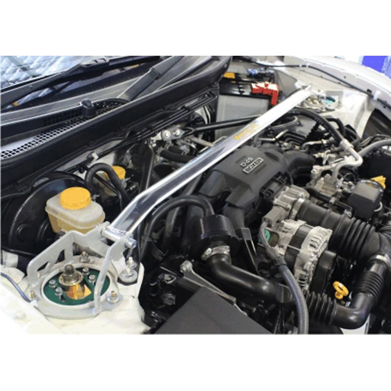 Whiteline, Front Strut Tower Brace, passer til Mid Mount Toyota GT 86 Coupé ZN6 / Subaru BRZ 2012-