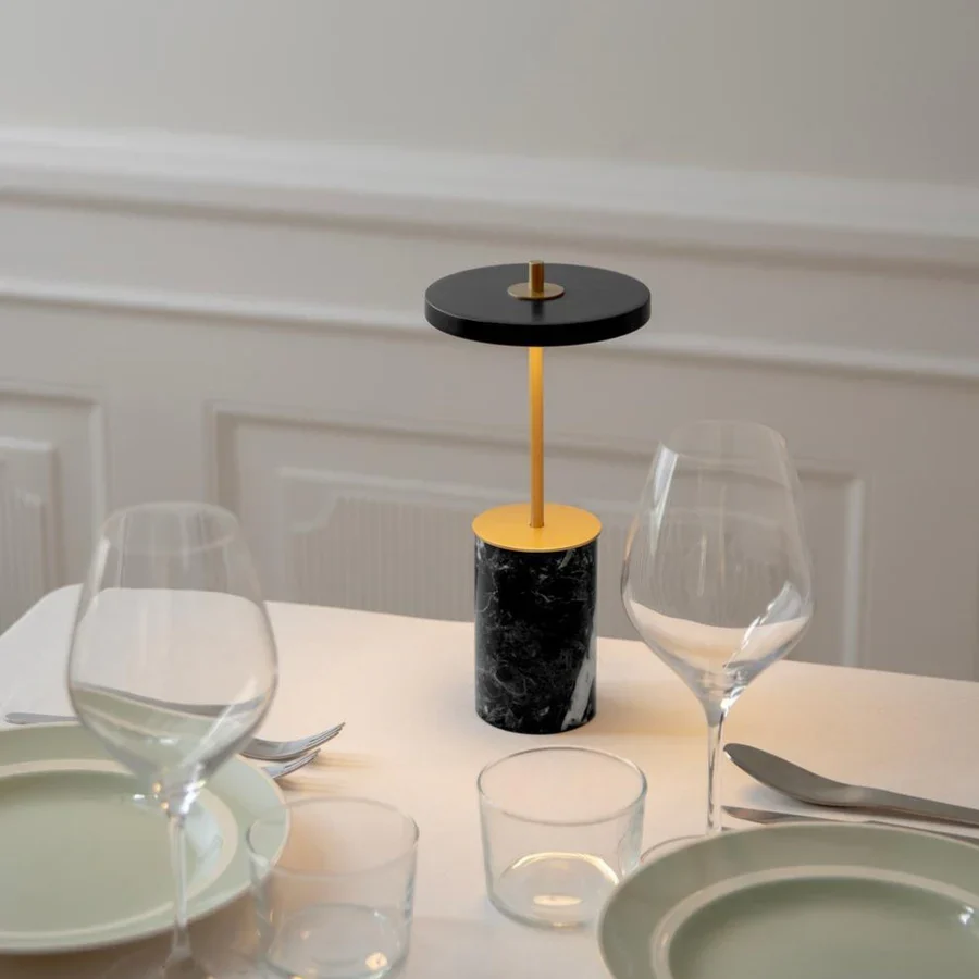 Asteria Move Mini onyx marmor LED portable bordlampe