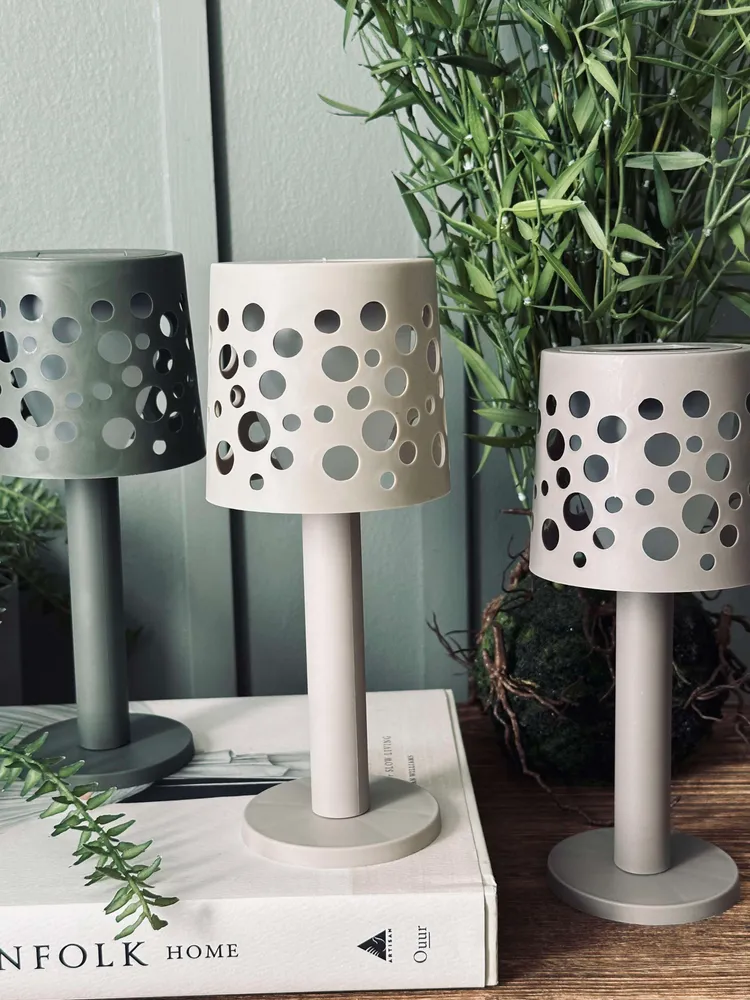 Bordlampe med solceller - Army
