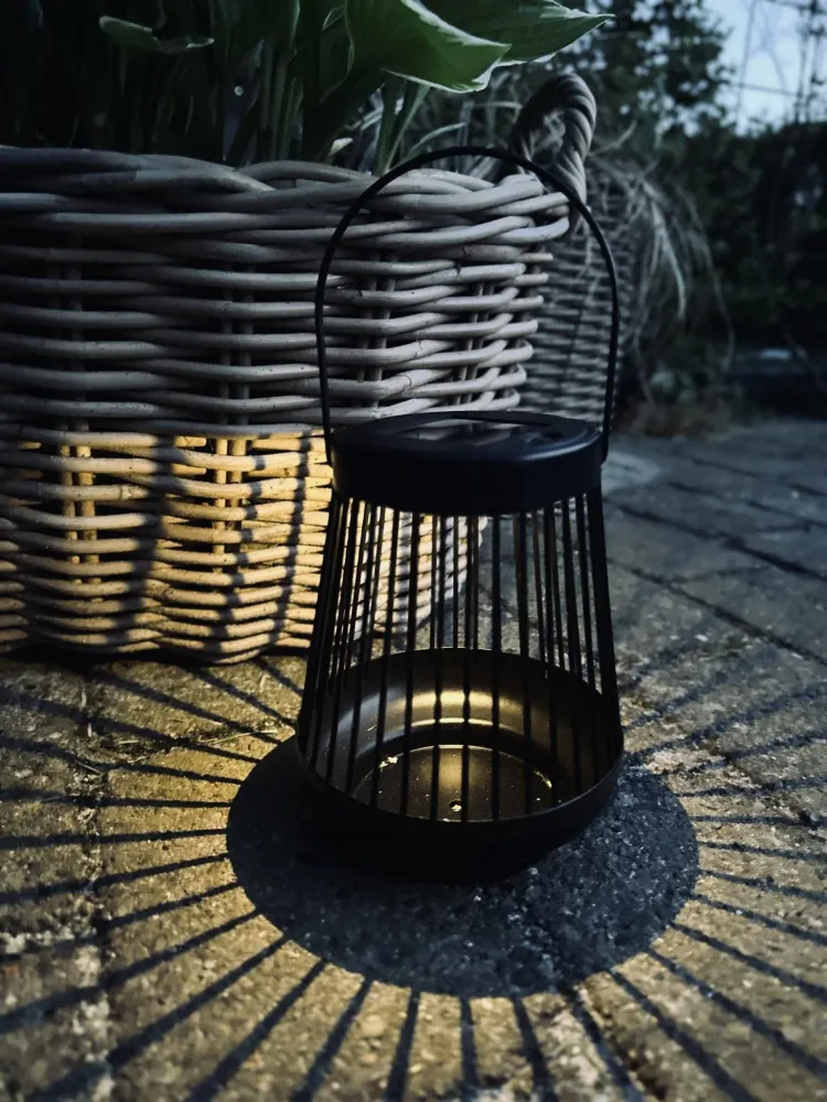 Lanterne med solceller - Onyx metal