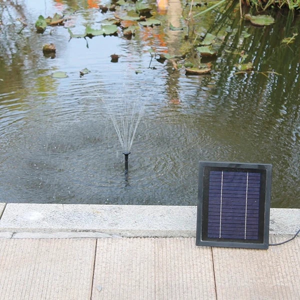 Solcellepumpe 250 med springvand og led vivid
