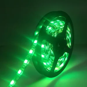 NÖRDIC RGB LED strimmel 5m med fjernbetjening, 300 SMD lysdioder 5m, 20 positioner LED strip