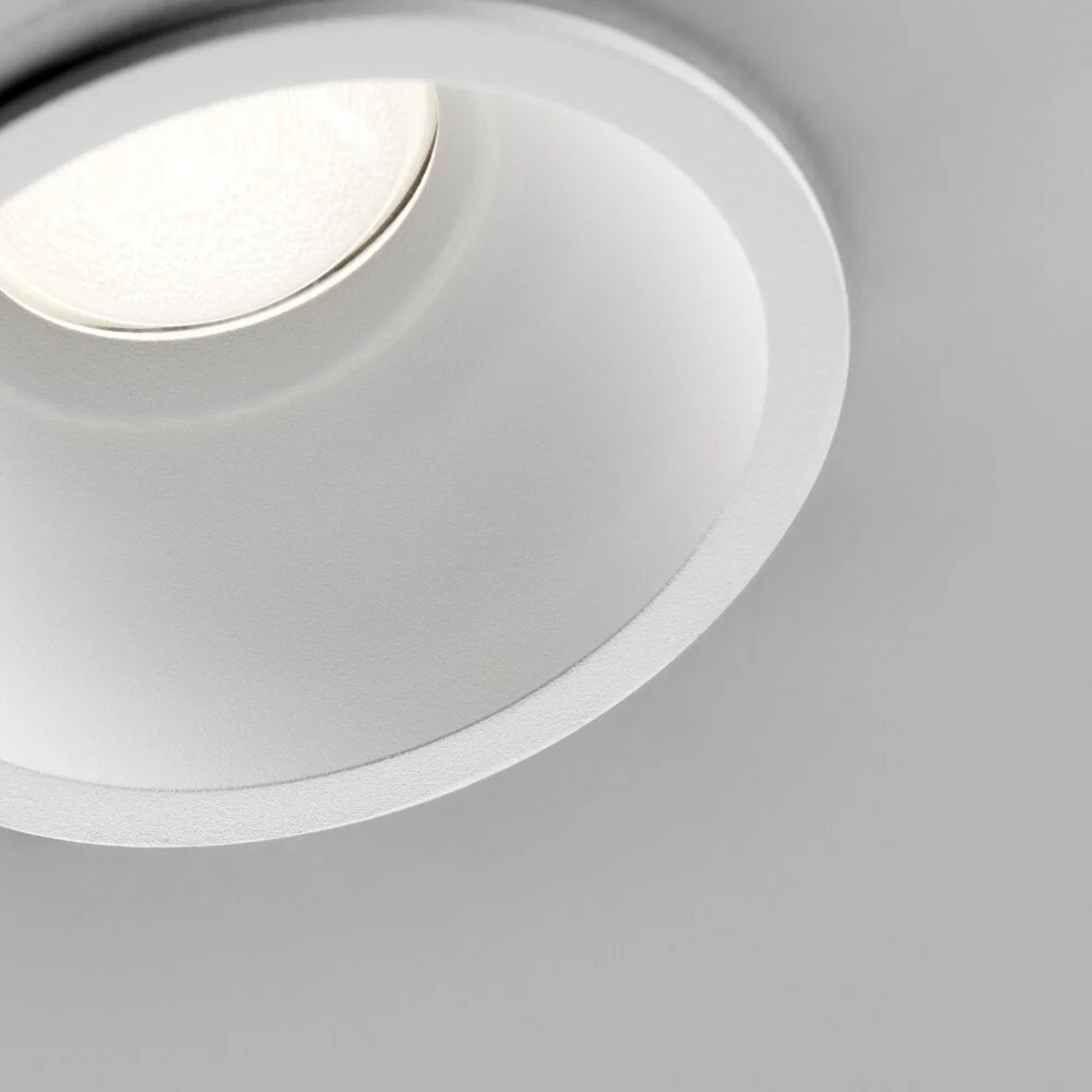 Curve II Ø110 Spotlampe Pearl