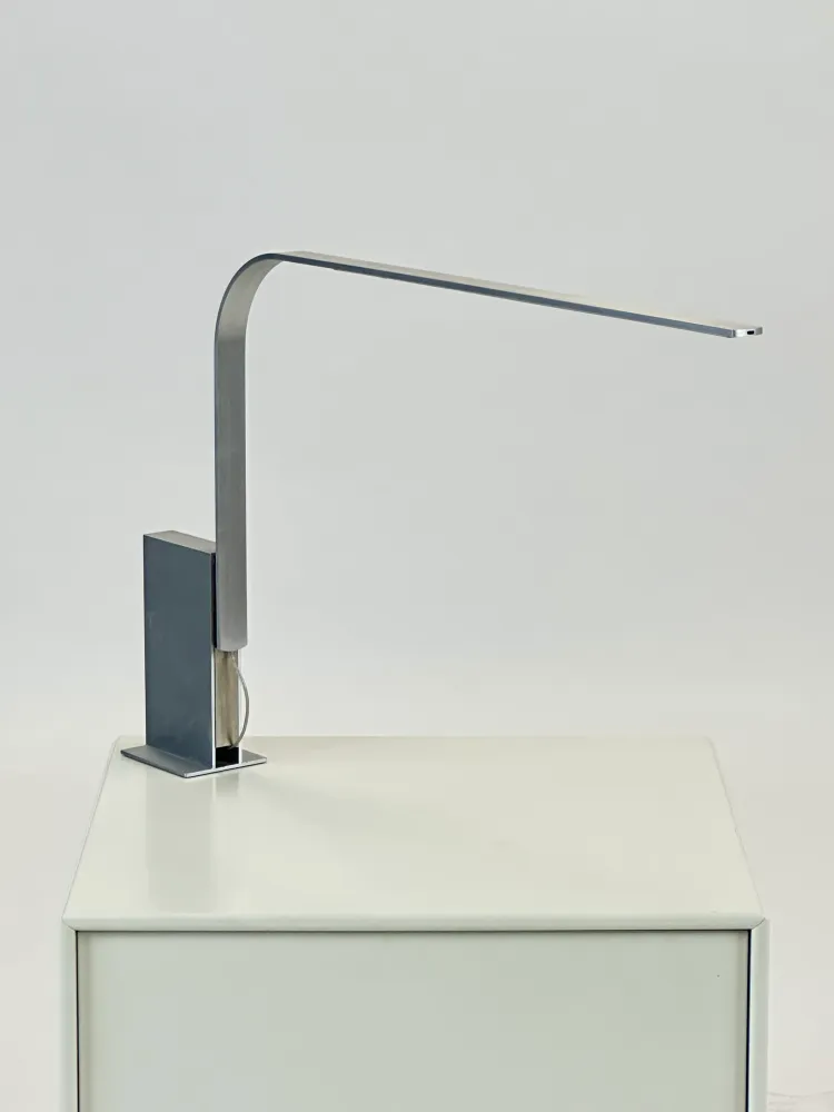 Daylight White Pablo Designs | LIM Bordlampe