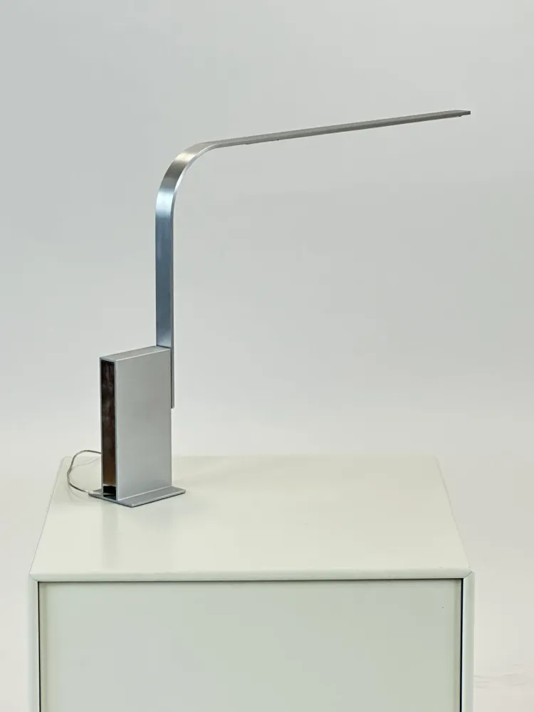 Daylight White Pablo Designs | LIM Bordlampe