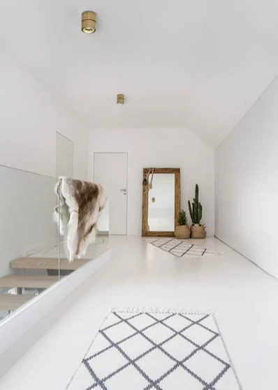 Easy W100 væg/-loftlampe fra Antidark Hvid
