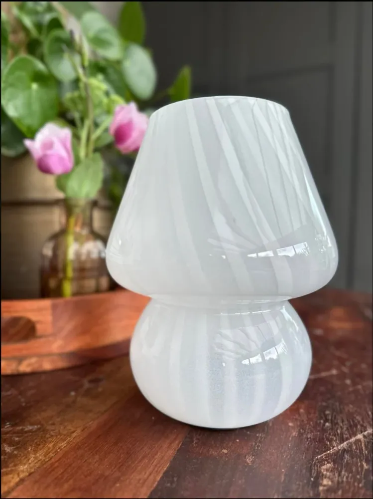 Energieffektiv Mushroom bordlampe - White