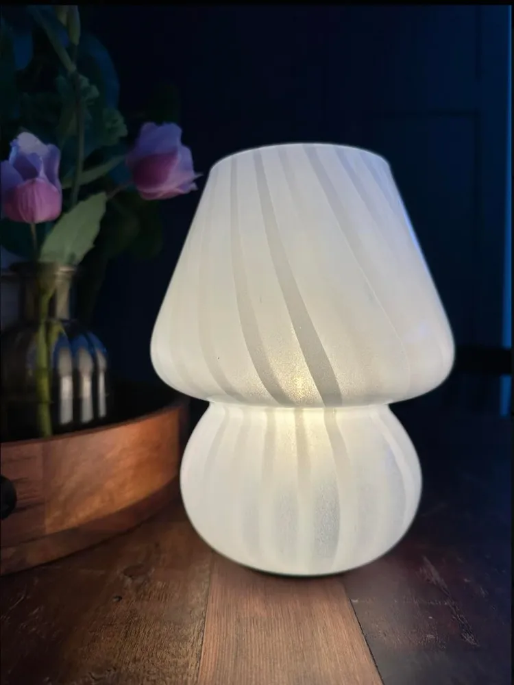 Energieffektiv Mushroom bordlampe - White