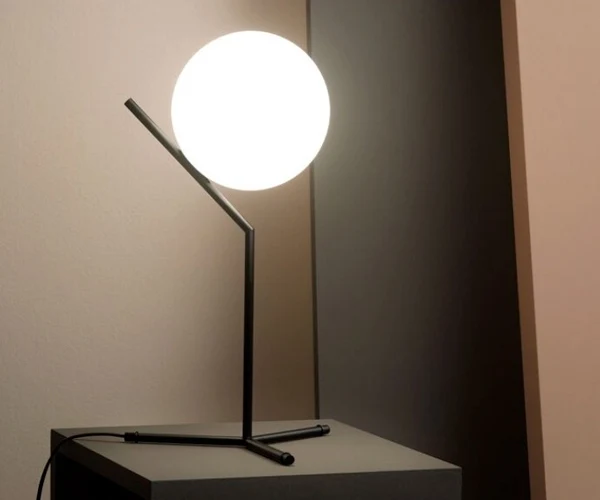 Flos IC Light T1 - Høj Bordlampe - Ebony