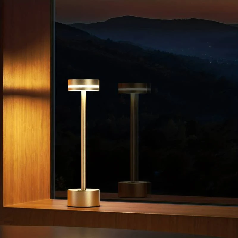 Glint - bordlampe Instant On Sort