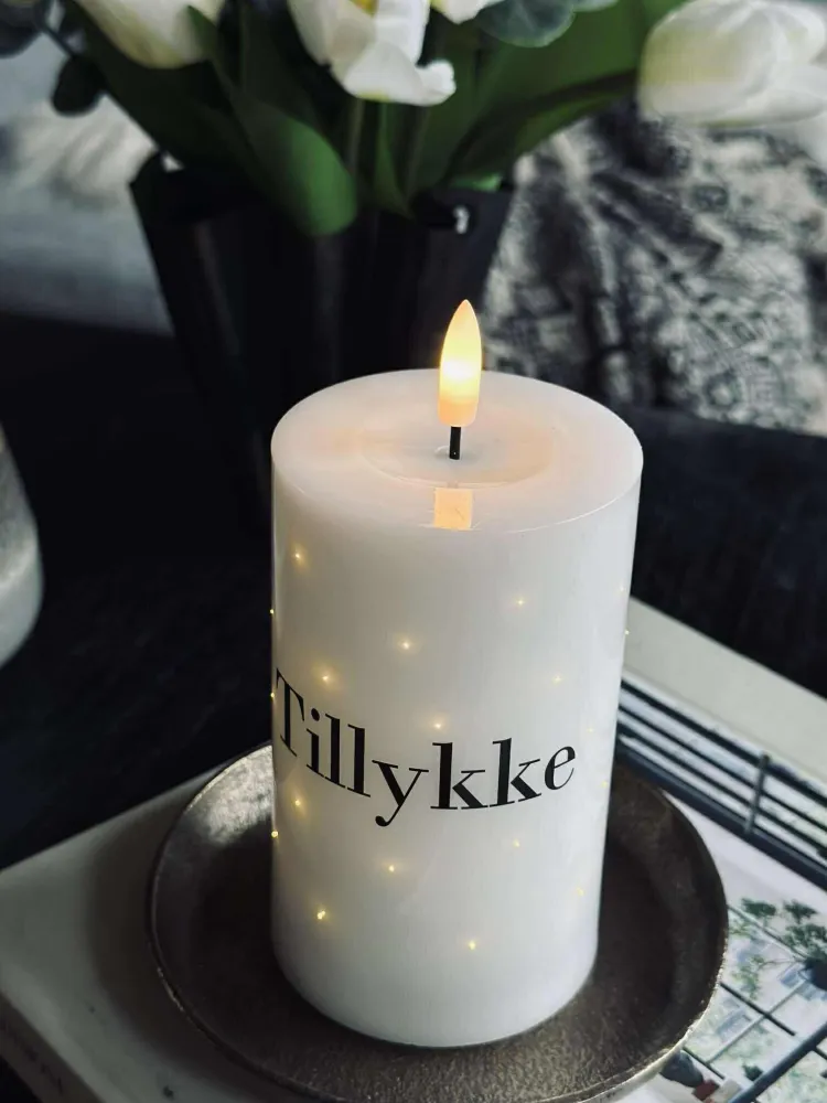 Globe LED Bloklys TWINKLE - Tillykke