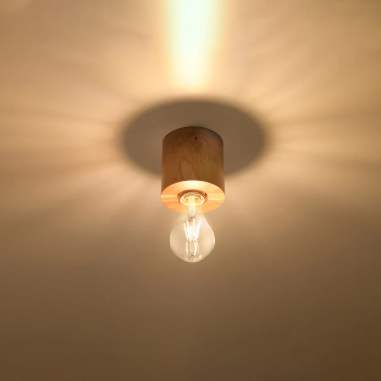 Globe Shape Loftslampe SALGADO naturtræ