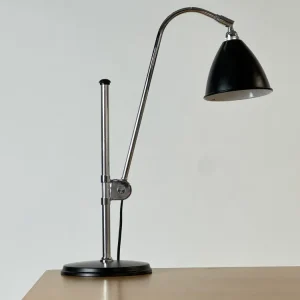 Gubi Bestlite BL1 – Sort/Krom