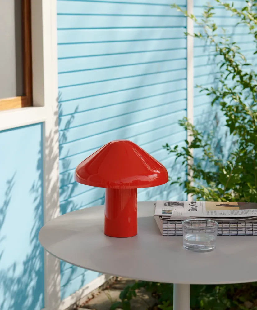 HAY PAO CARRY-ALONG BORDLAMPE - Rød