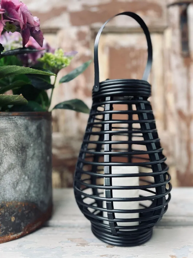 Lanterne med solceller - BLACK VIXA