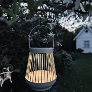 Lanterne med solceller - Hvid stål
