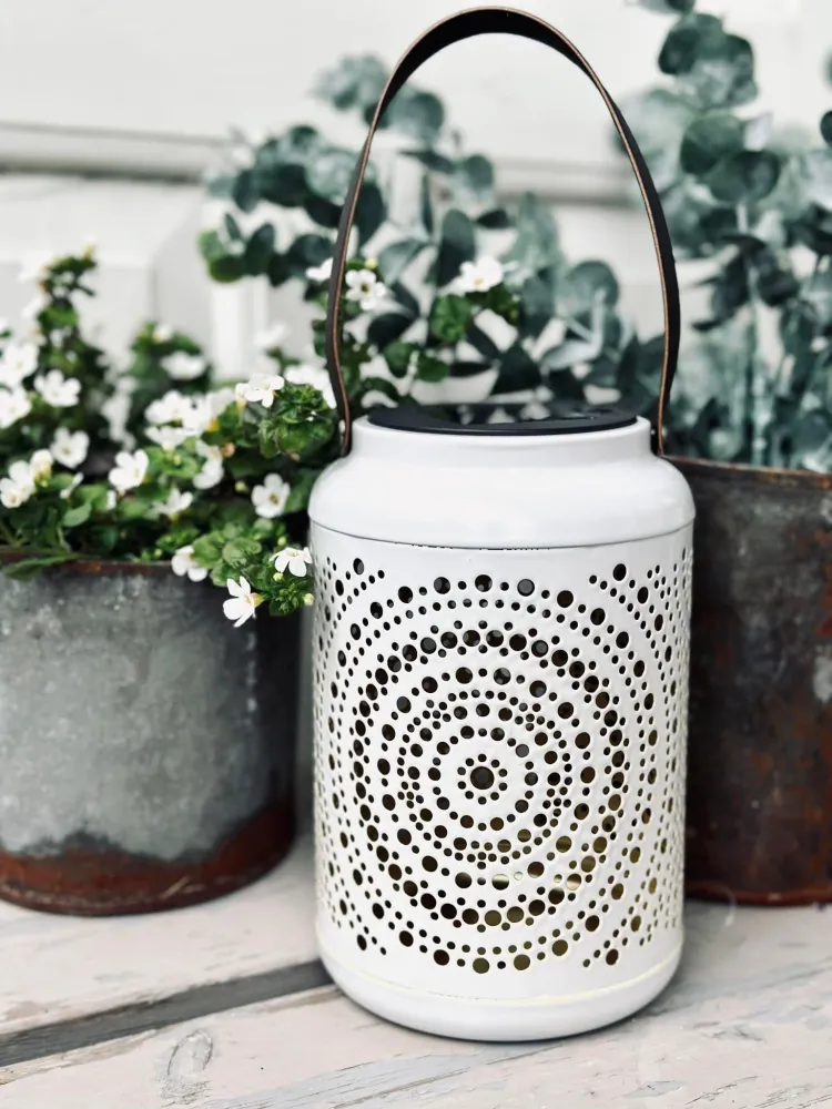 Lanterne med solceller - White alloy